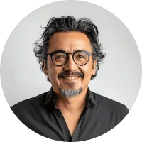 我們的專家團隊 - 意昂官方